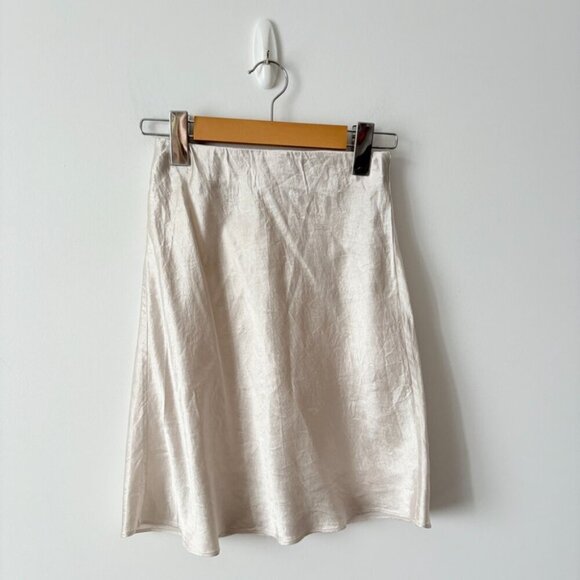 Aritzia Babaton Slip Mini Skirt Nude Champagne Size 00 - Picture 3 of 6